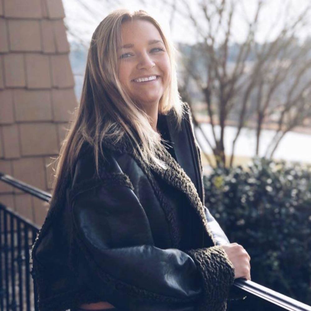 Meet your Posher, Madeline